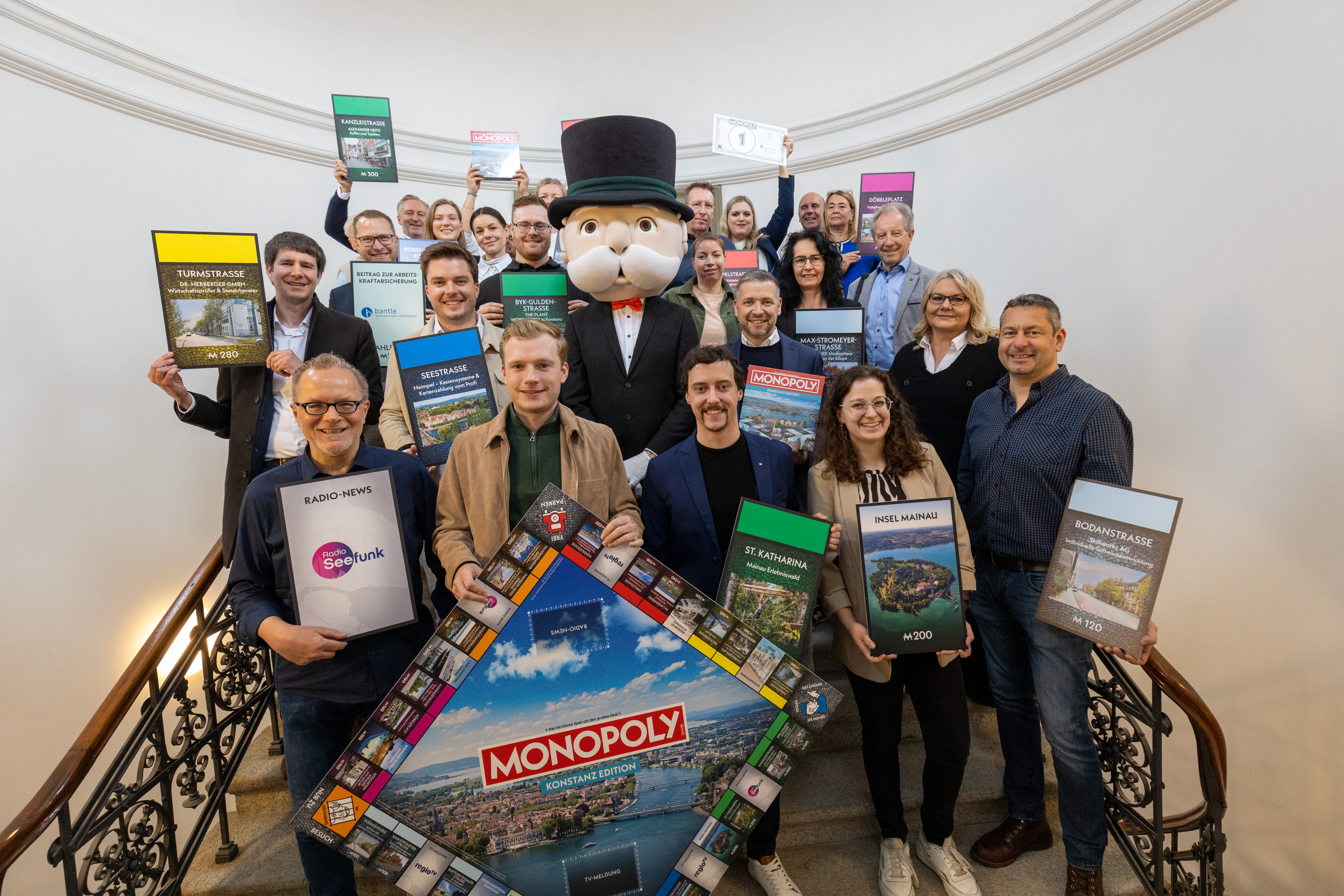 Alle beteiligten Unternehmen der Monopoly Konstanz Edition beim Pressetermin